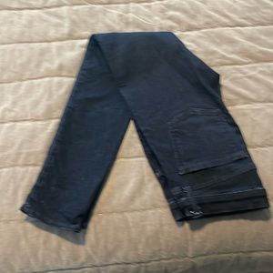 Lucky Brand dark denim skinny jeans size 4